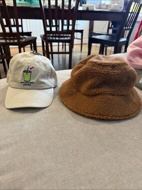 BNWT hat duo